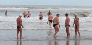 Un tuffo d’inverno nel mare di Margherita per proteggere le coste