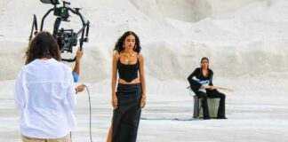 Le saline di Margherita palcoscenico del nuovo video musicale di Elodie