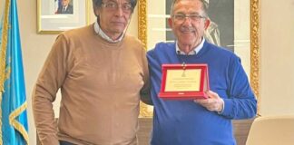 Il dirigente Giuseppe Mandrone va in pensione, il saluto dell’amministrazione salinara