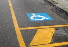Stalli personalizzati per persone con disabilità, Quarta: «Il regolamento comunale va aggiornato»